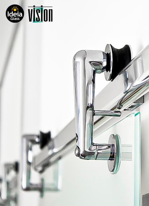 Elegância na divisão de ambientes com porta de vidro Porta Vision da Ideia Glass